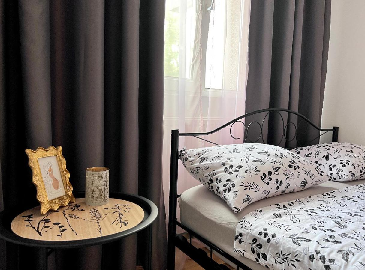 Cozy Apartment Turnu Măgurele Exteriör bild